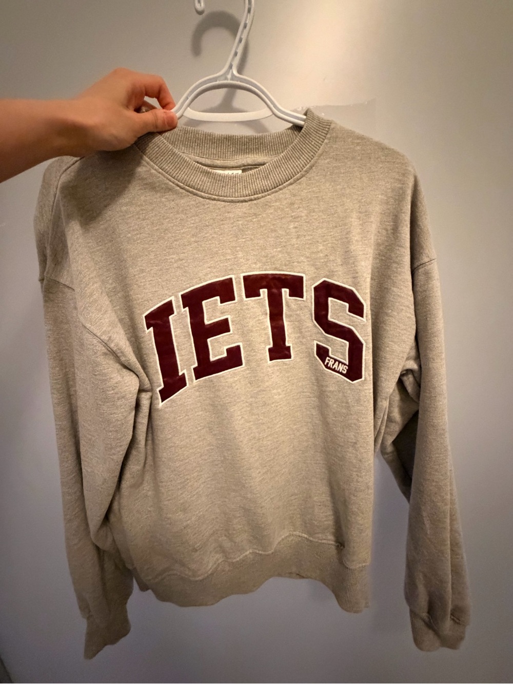 Grey Sweatshirt with Burgundy 'IETS' Appliqué